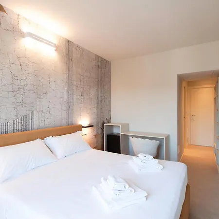 Lamda 3* Corte Franca